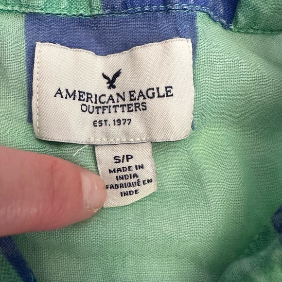 American Eagle Women Plaid Sleeveless Collared Button Down Green Blue Size S - Picture 3 of 8